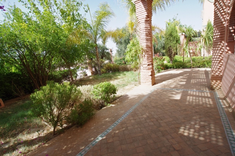 Splendide appartement avec jardin à louer au Palmerie Marrakech